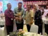 Kementerian Lingkungan Hidup dan Kehutanan (KLHK) RI memberikan penghargaan Adipura 2023 pada Pj. Bupati Pargi Moutong